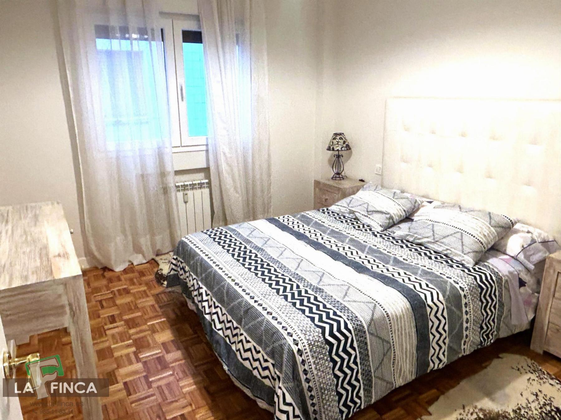 For sale of flat in Oviedo
