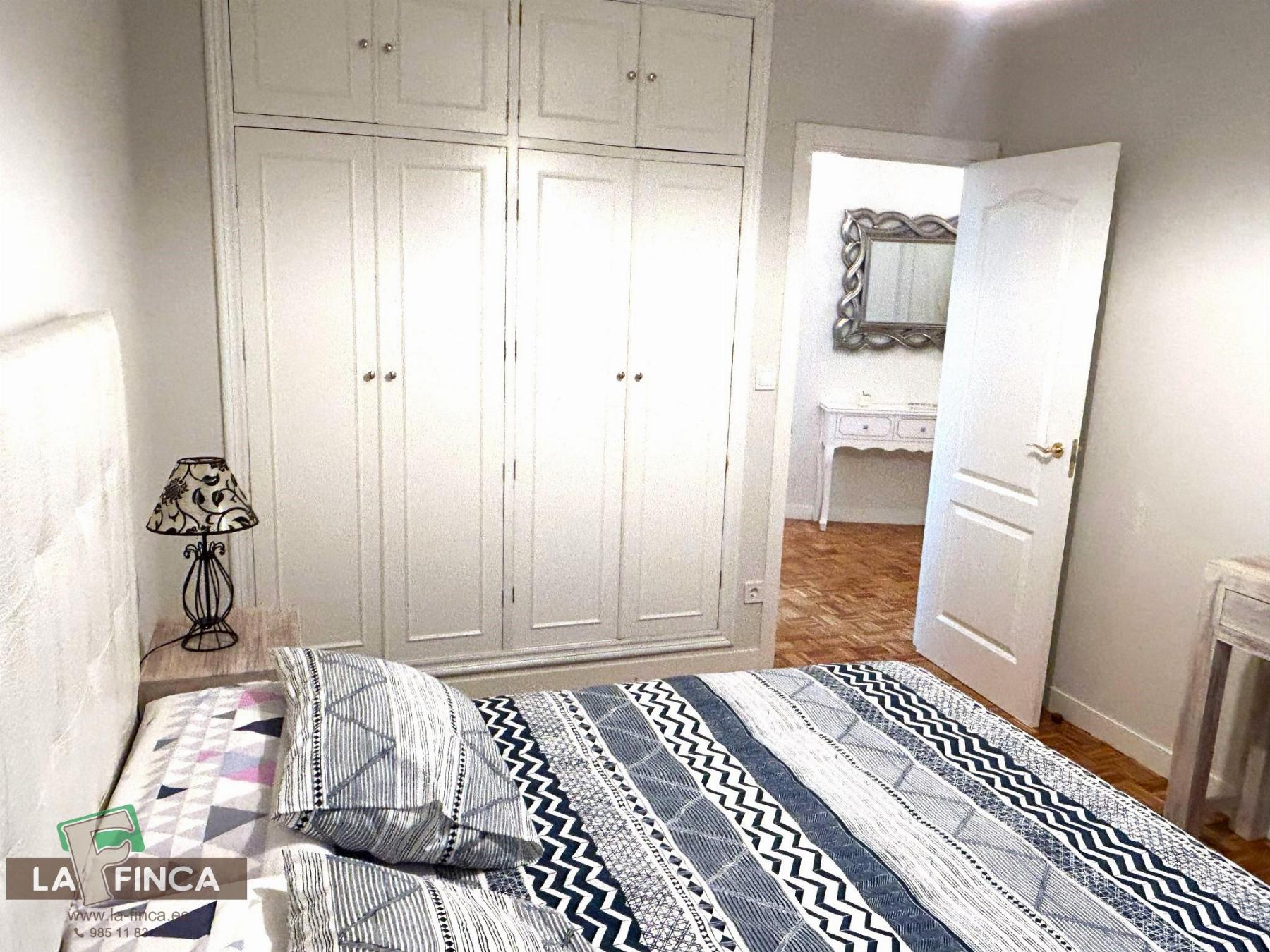 For sale of flat in Oviedo