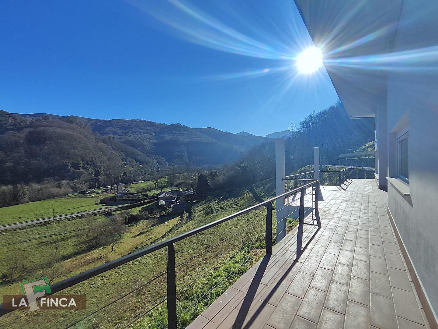 Venta de chalet en Trubia