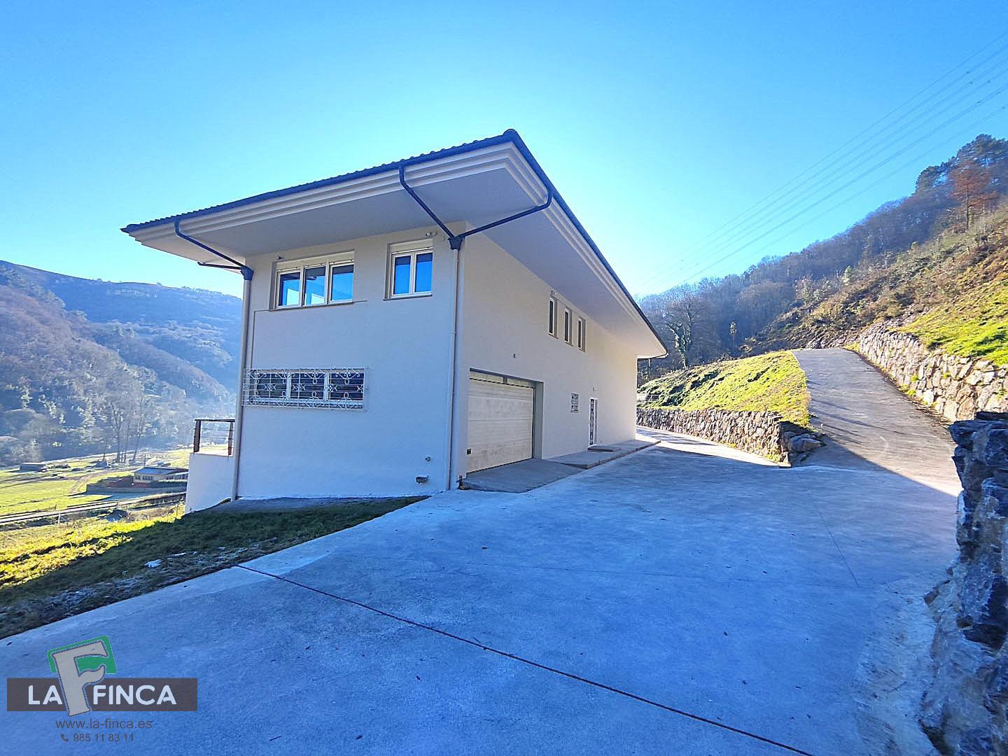 Venta de chalet en Trubia