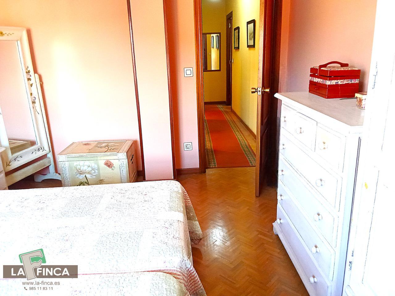 Venta de piso en Oviedo