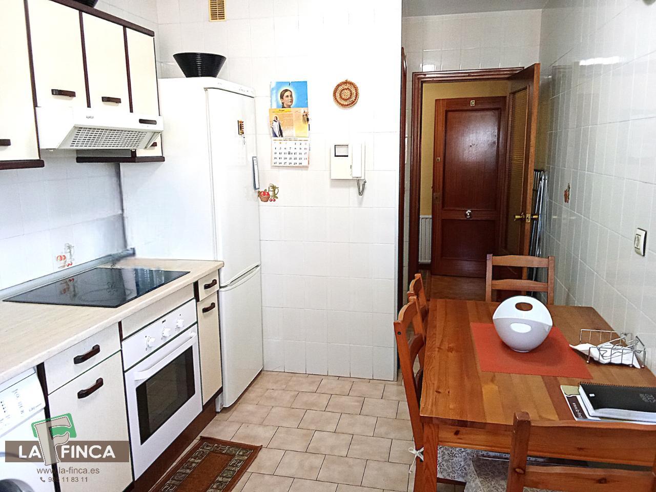 Venta de piso en Oviedo