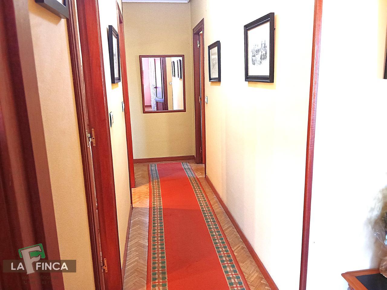 Venta de piso en Oviedo