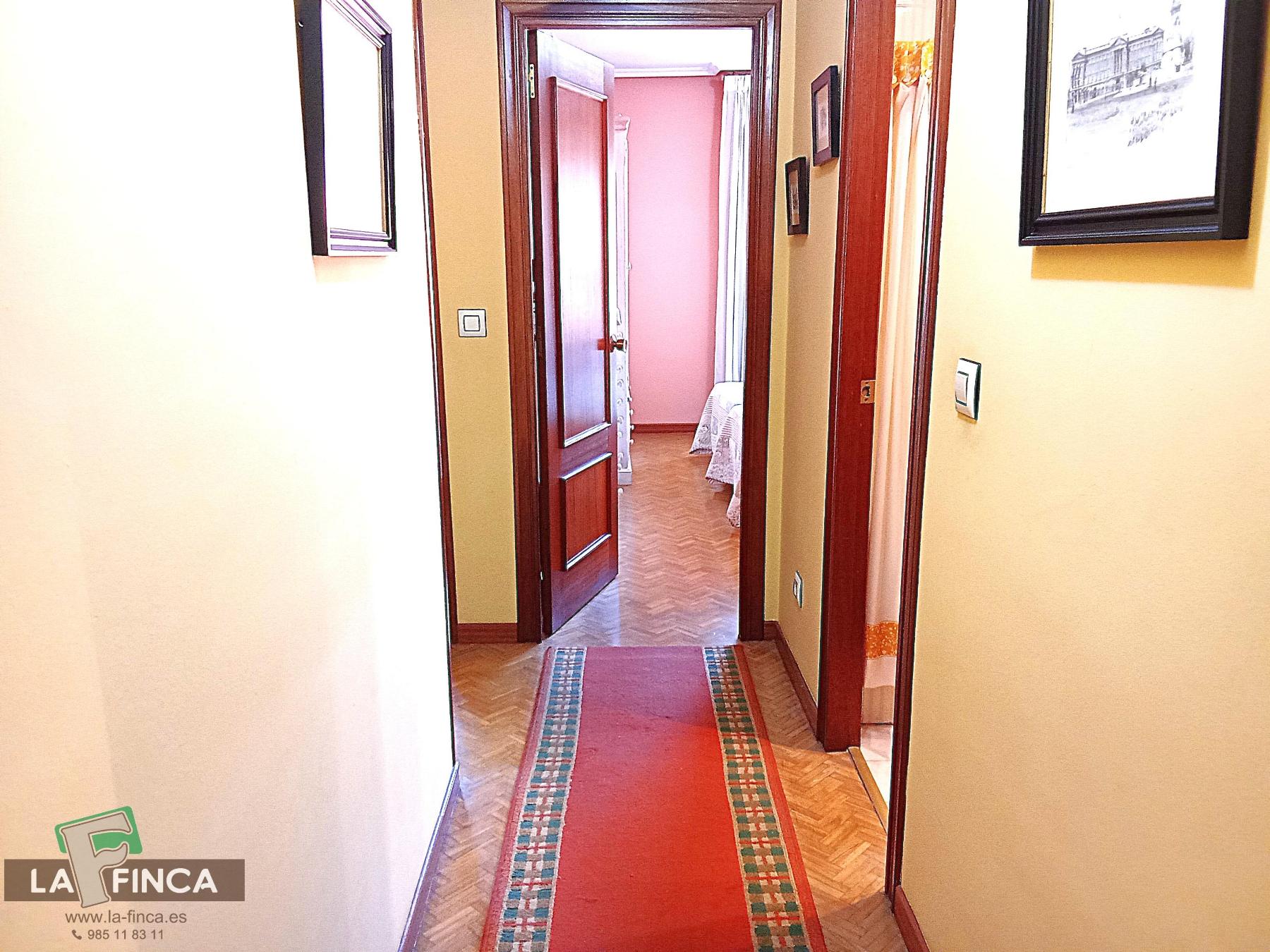 Venta de piso en Oviedo