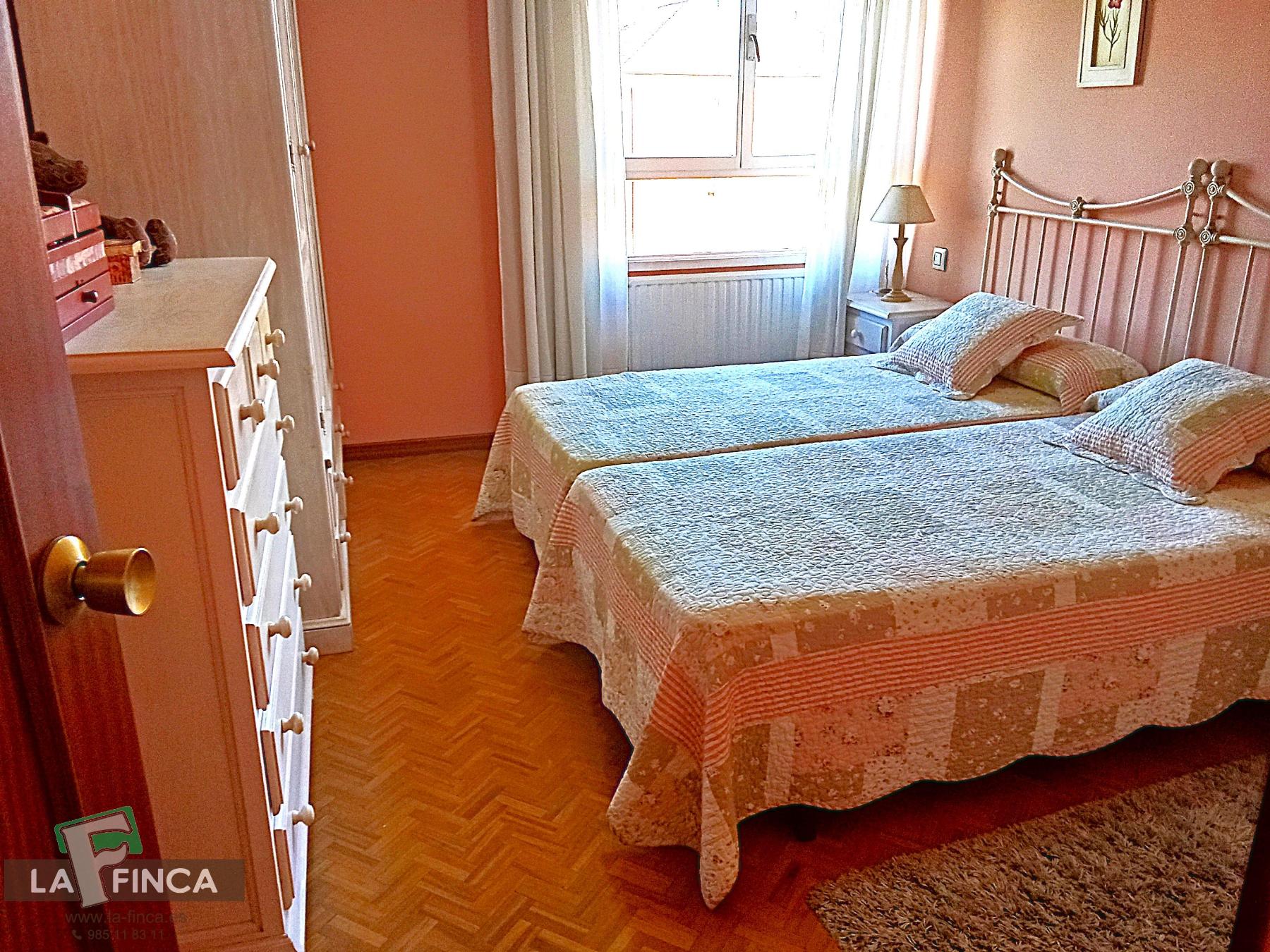 Venta de piso en Oviedo