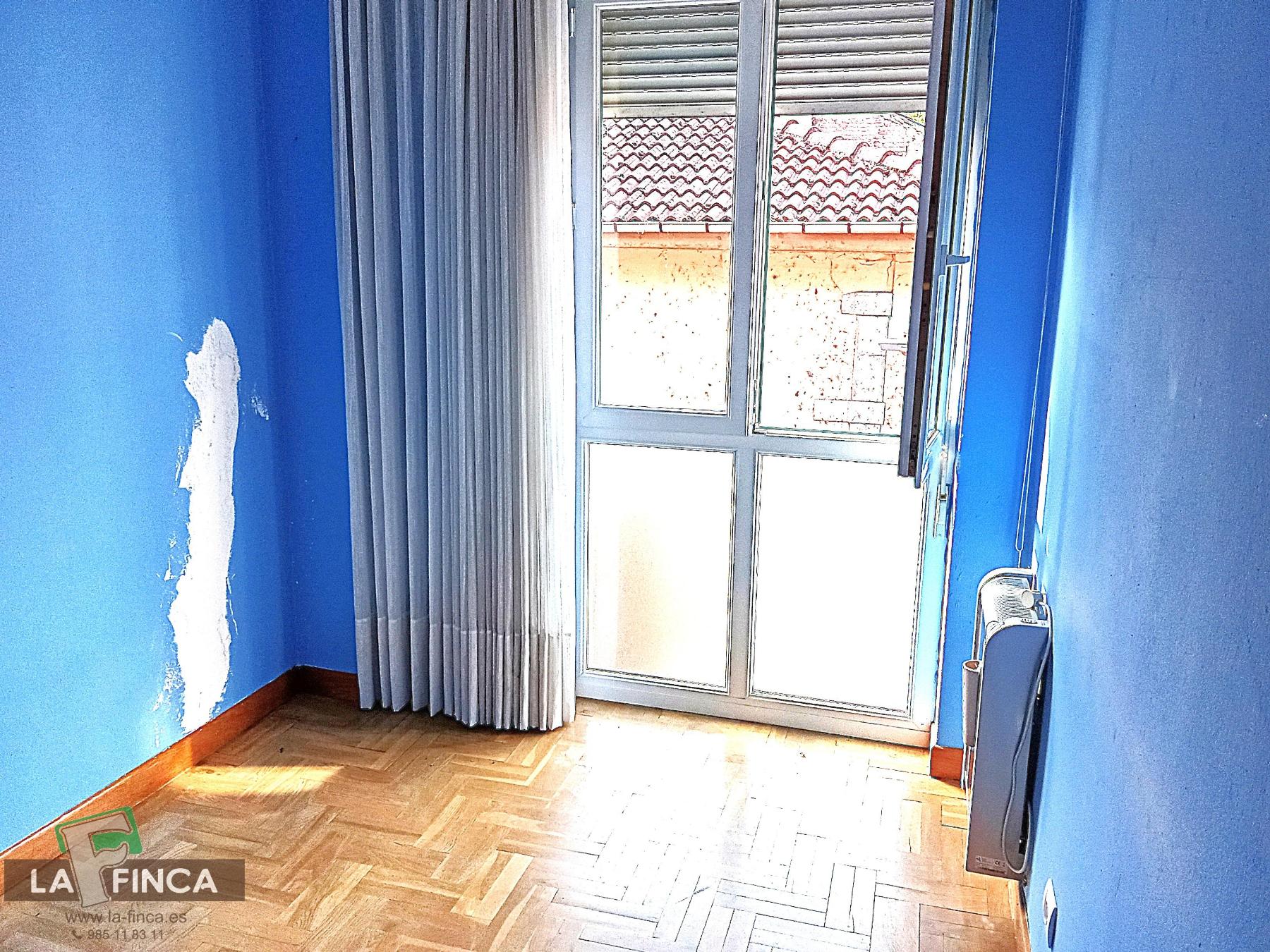 Venta de piso en Oviedo