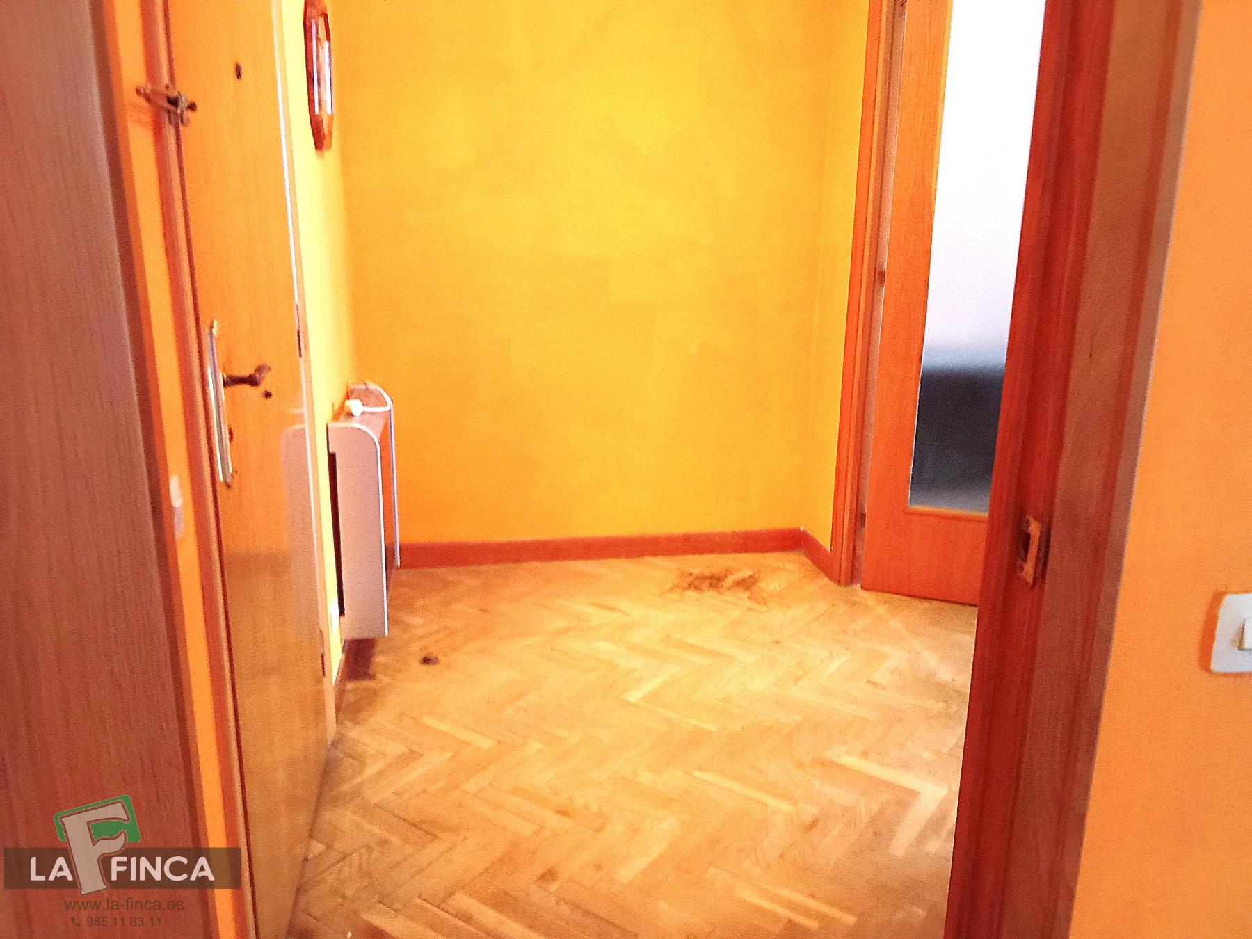 Venta de piso en Oviedo