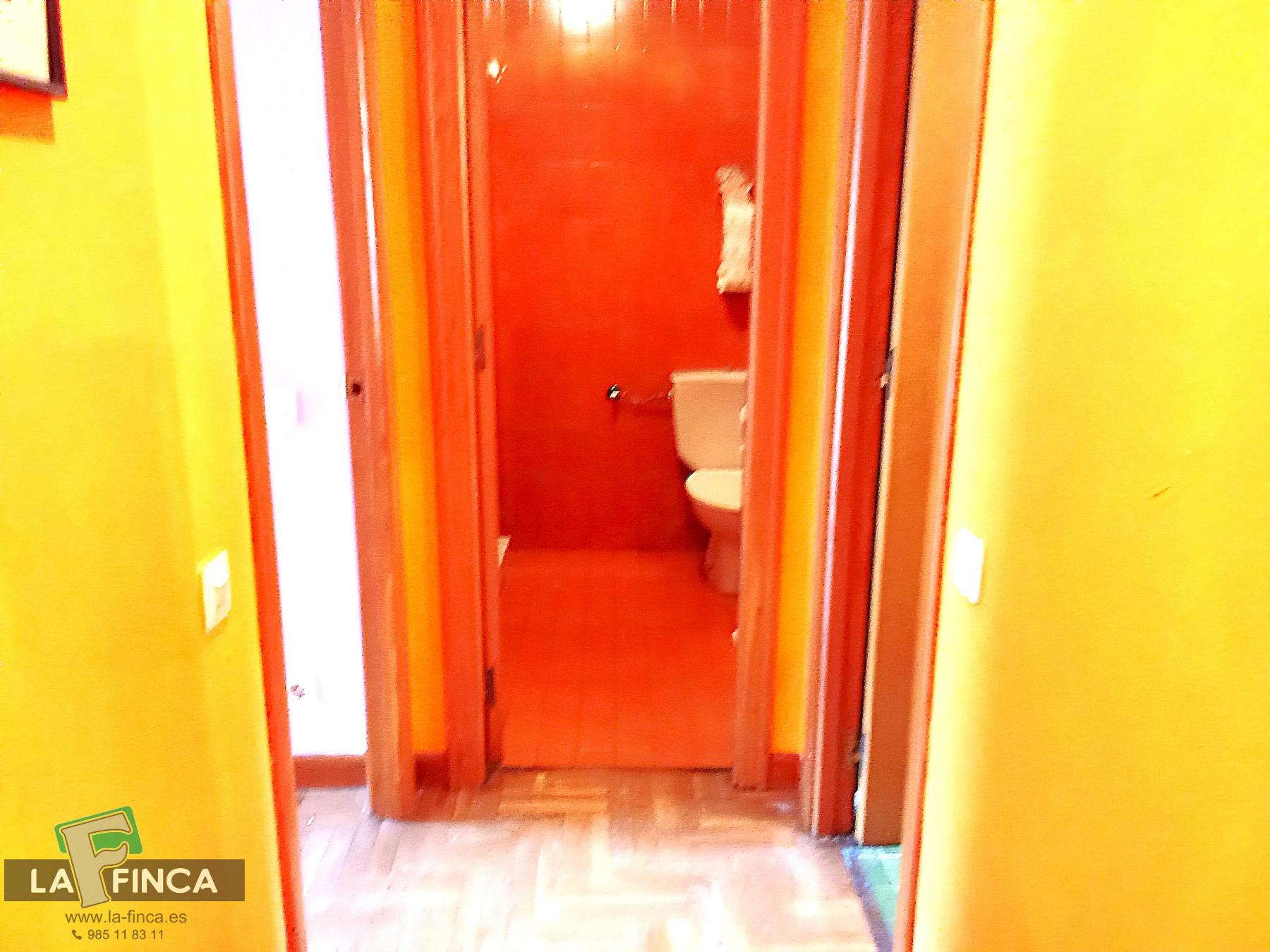 Venta de piso en Oviedo