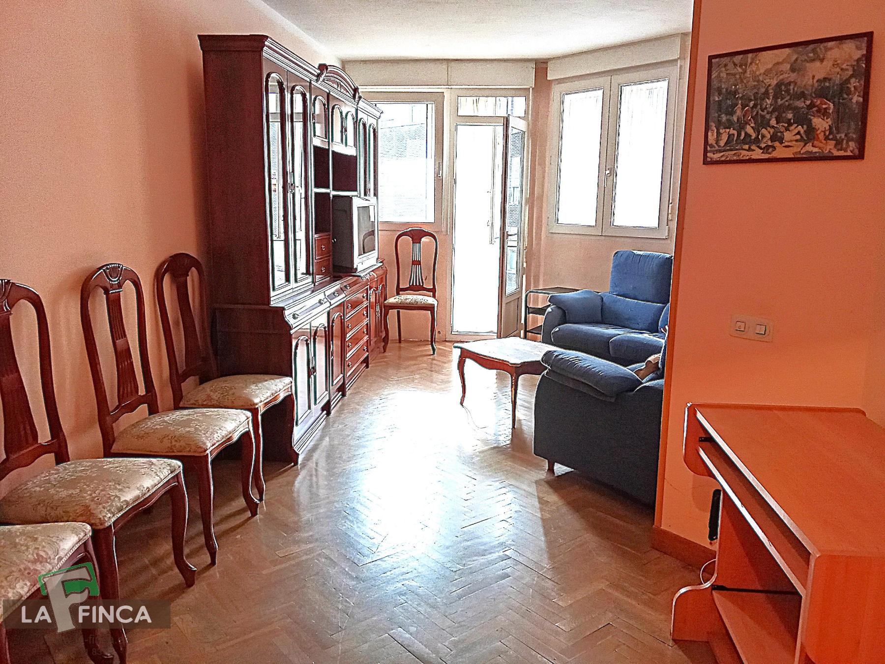 Venta de piso en Oviedo