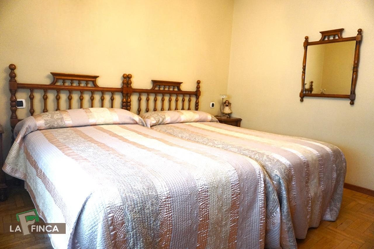 For sale of flat in Oviedo