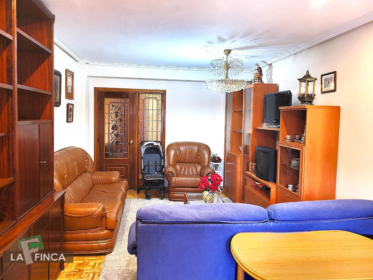 For sale of flat in Oviedo