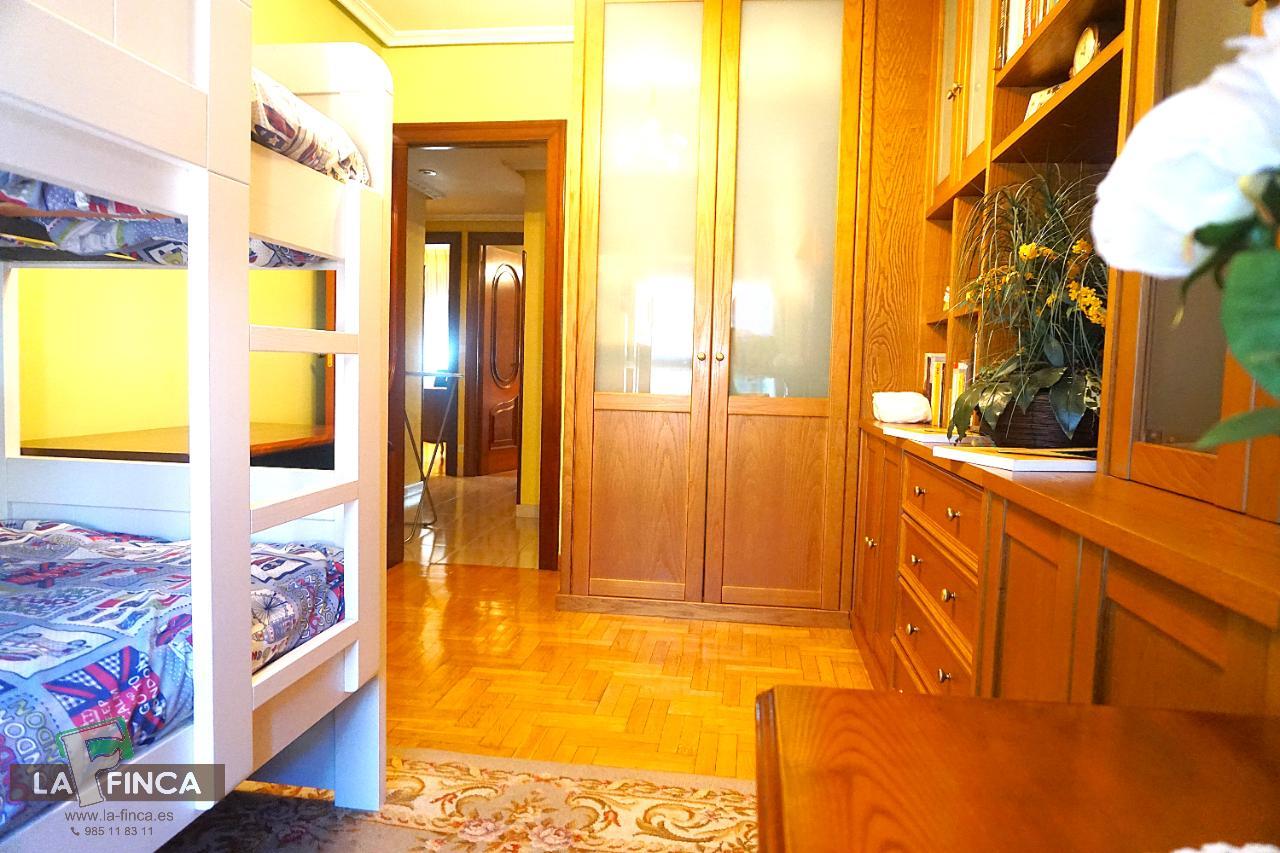 For sale of flat in Oviedo