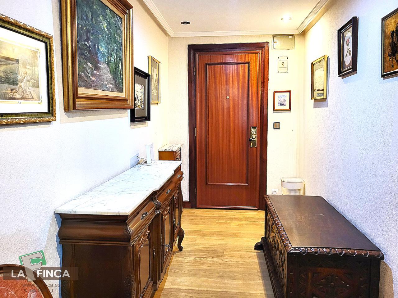 For sale of flat in Oviedo
