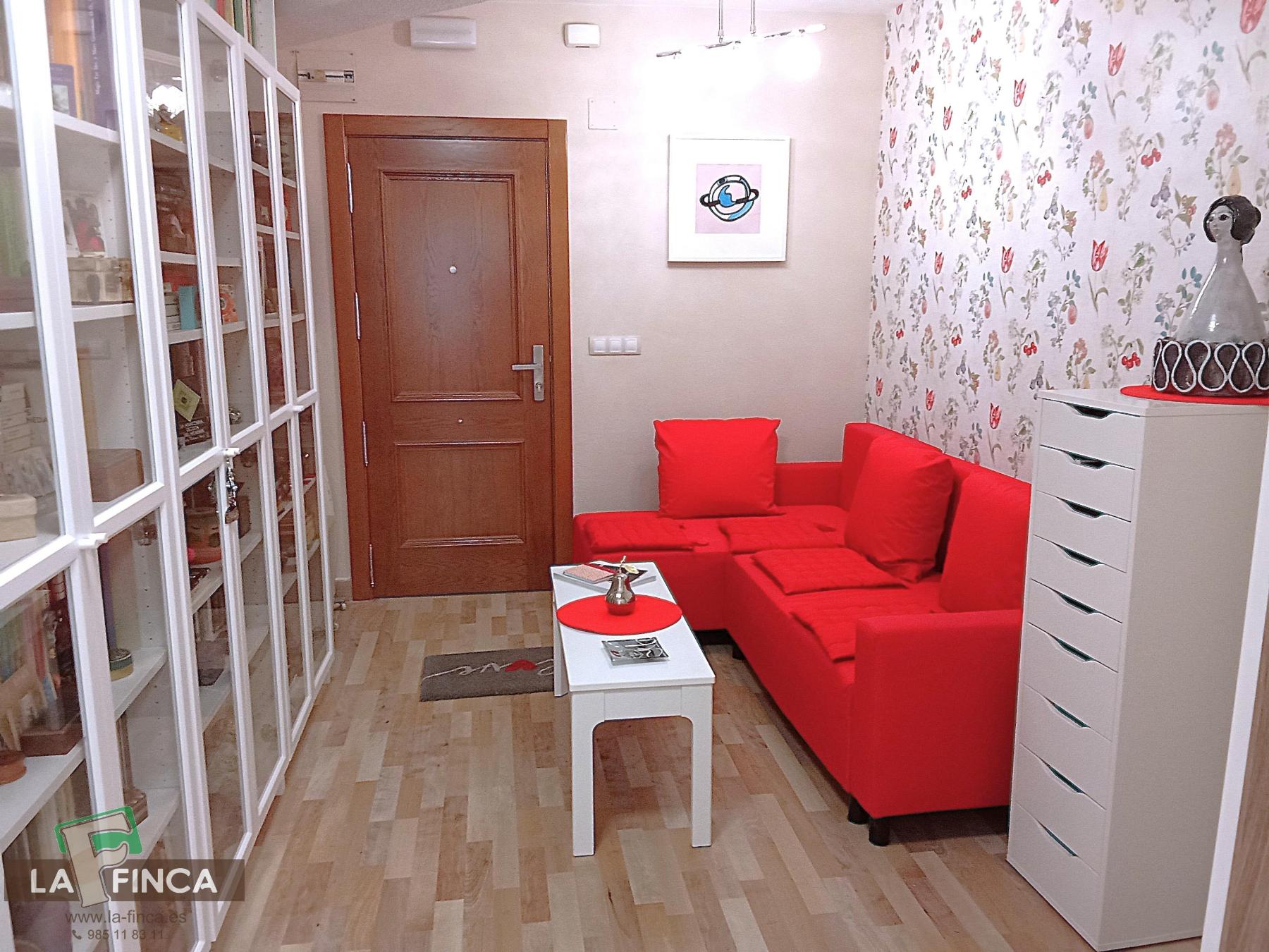 For sale of office in Oviedo