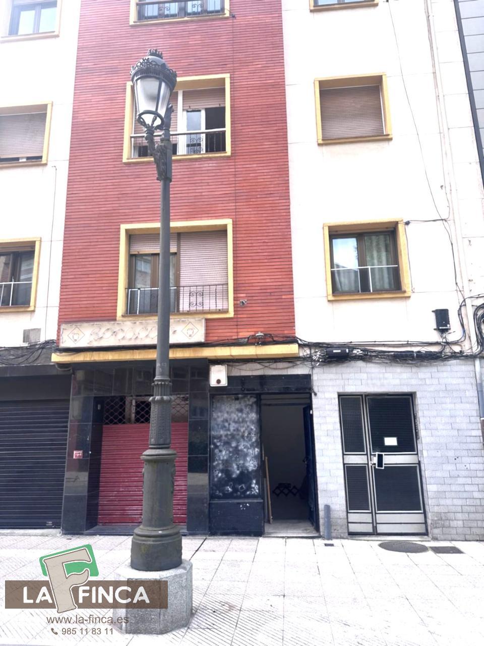 For sale of premises in Oviedo