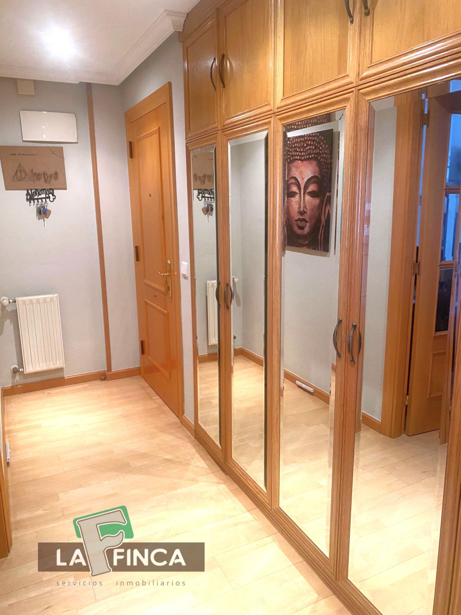 For sale of flat in Oviedo