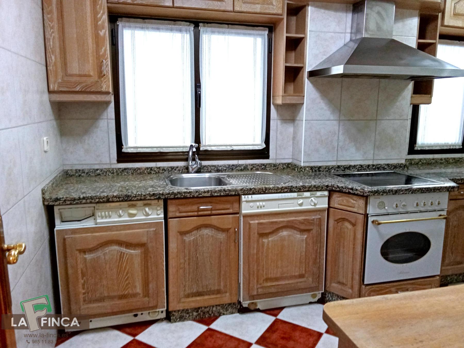 For sale of flat in Oviedo