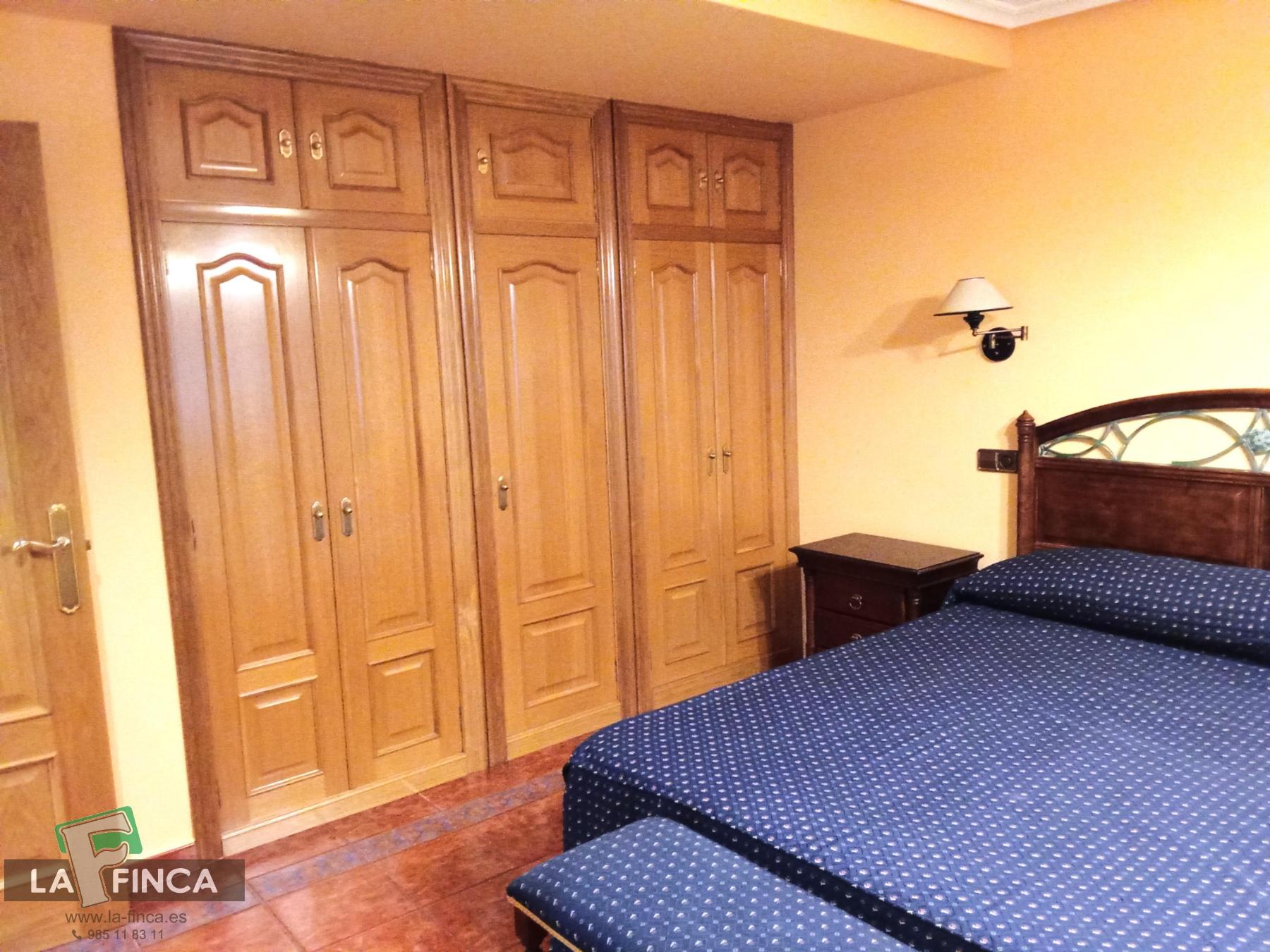 For sale of flat in Oviedo