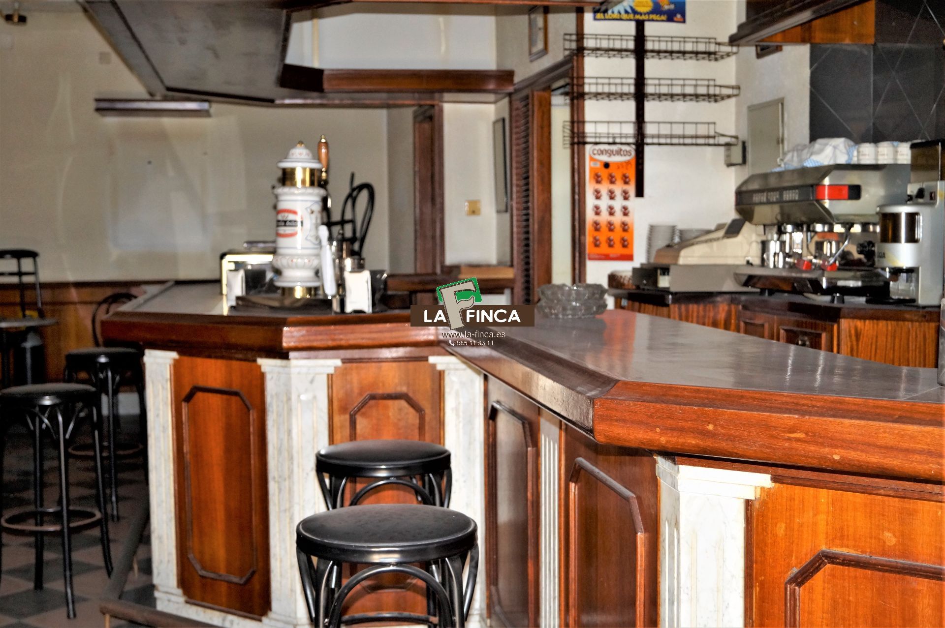 For sale of premises in Oviedo