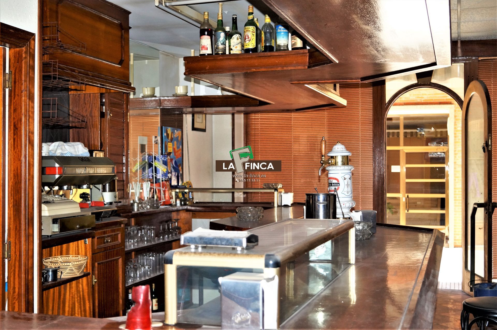 For sale of premises in Oviedo