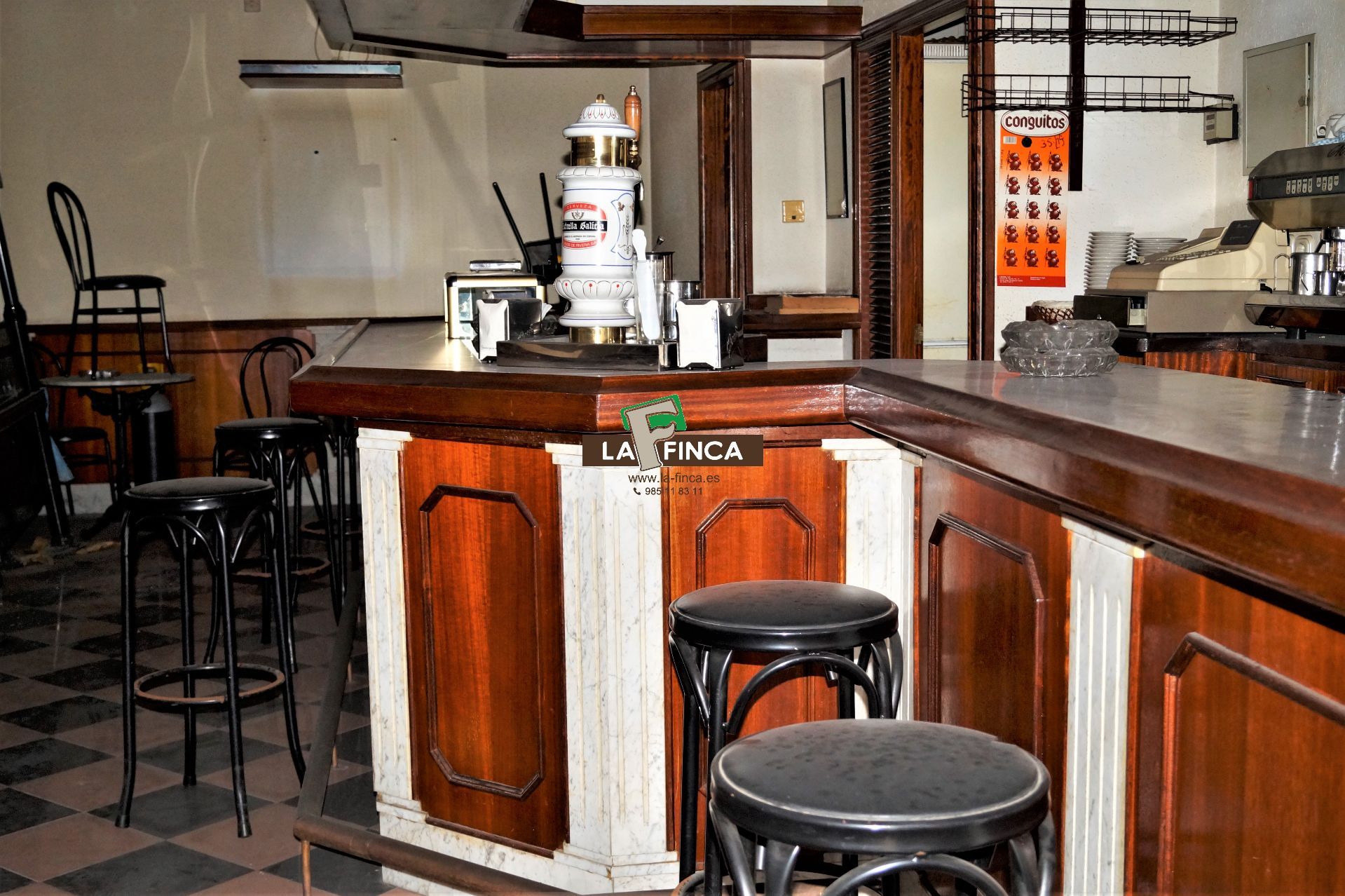 For sale of premises in Oviedo