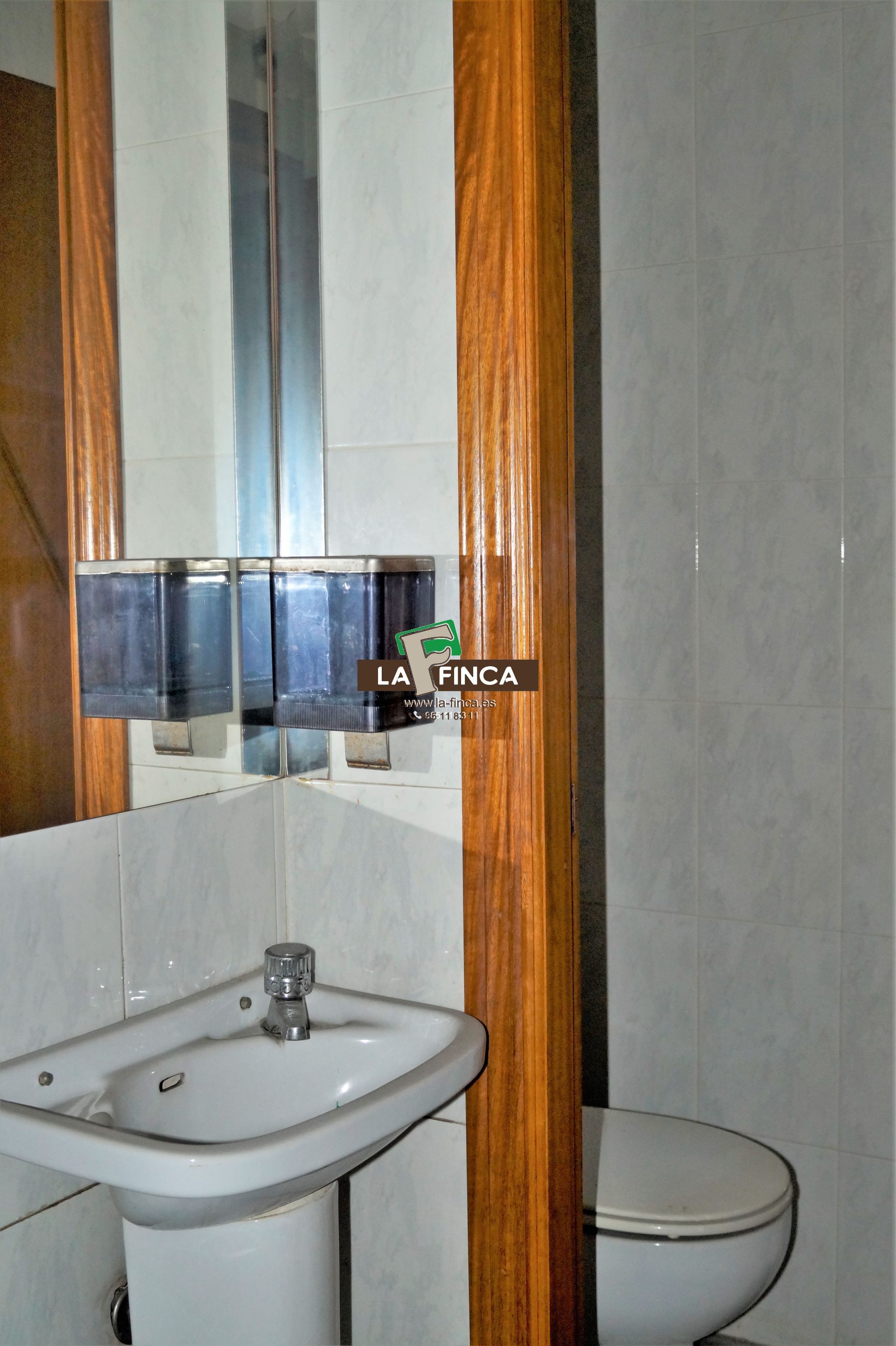 For sale of premises in Oviedo