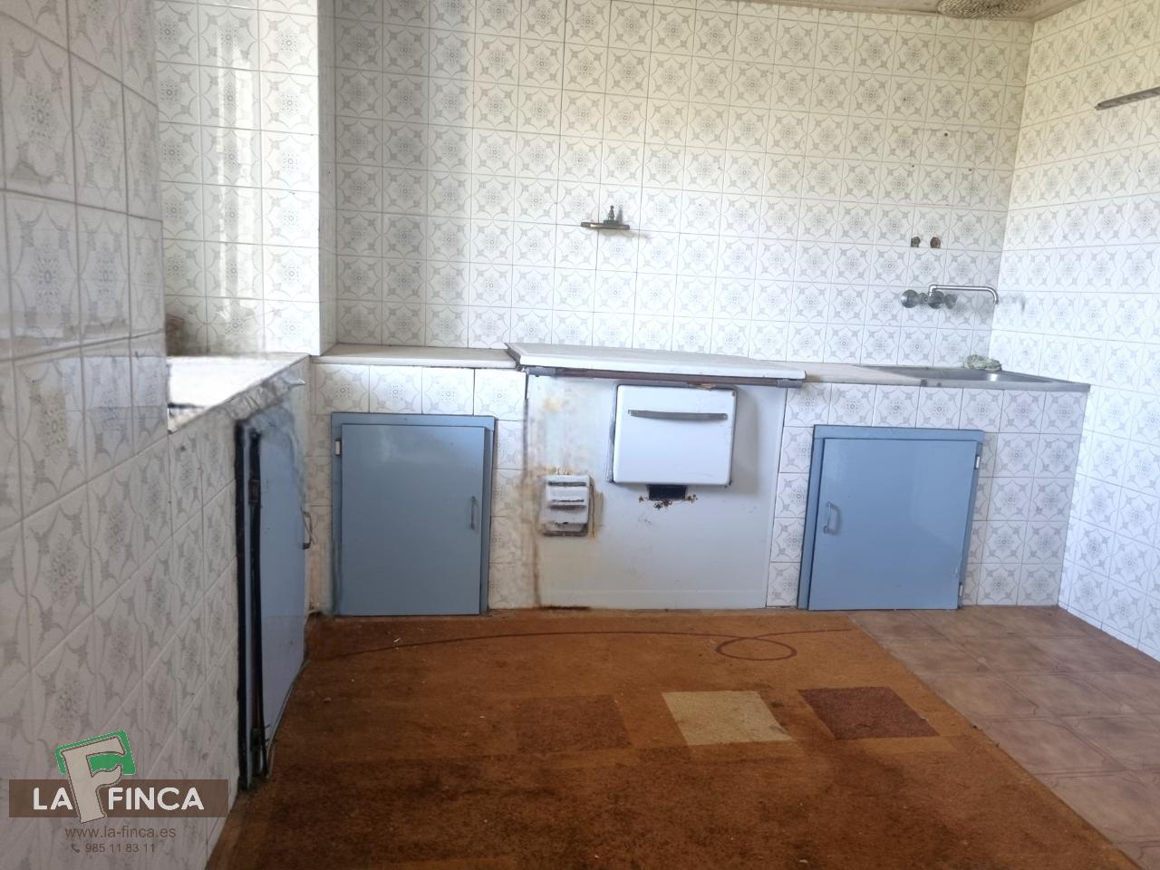Venta de casa en Castrillón