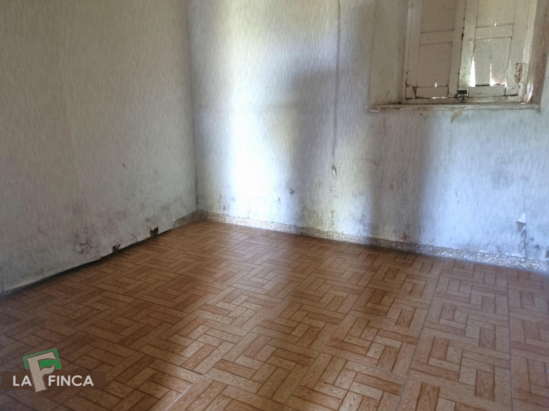 Venta de casa en Castrillón