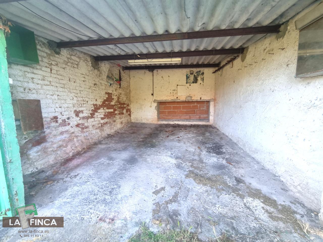 Venta de casa en Castrillón