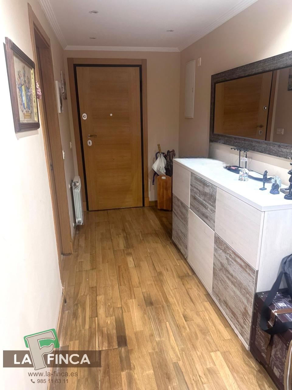 For sale of flat in Oviedo