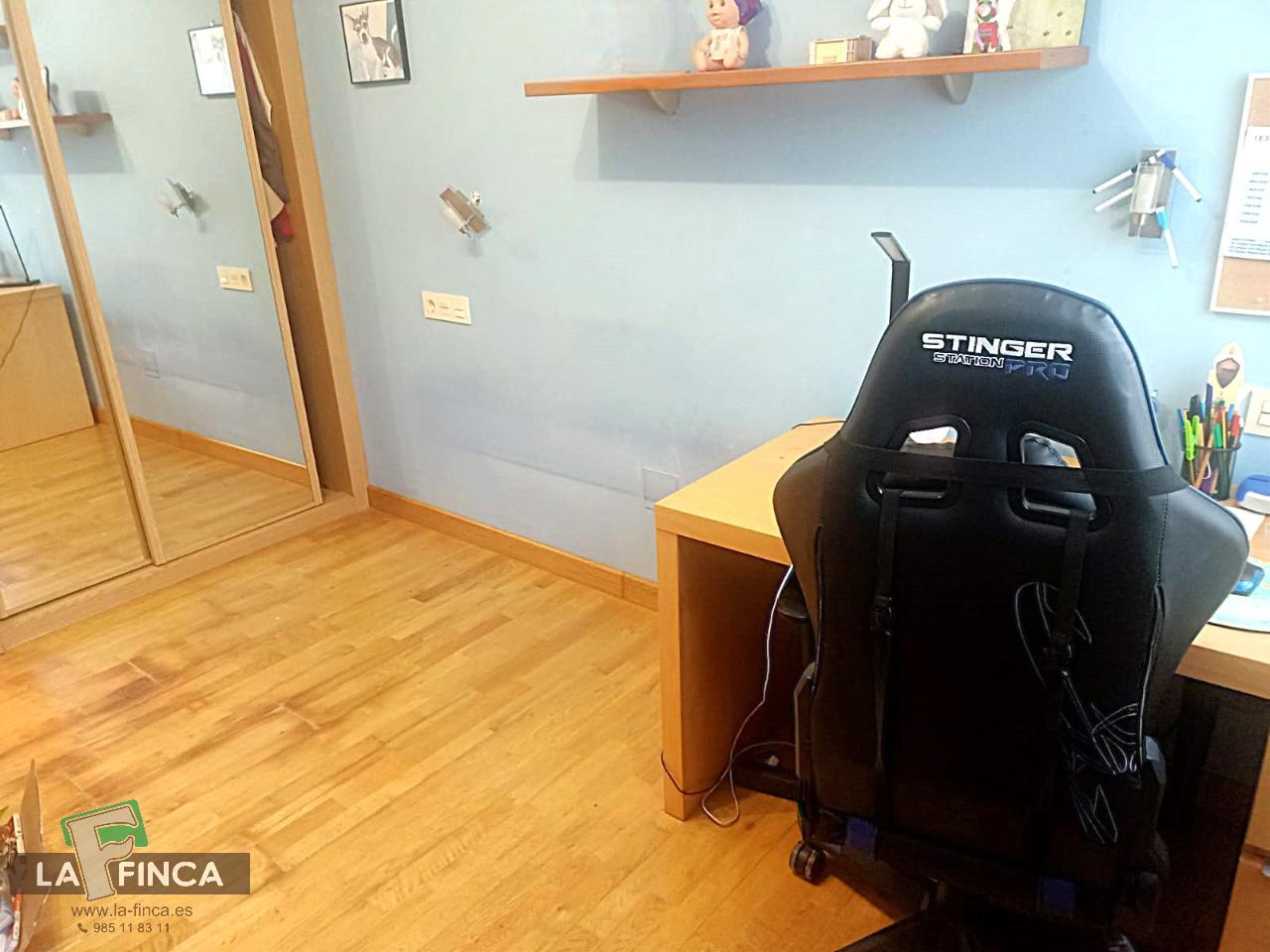 For sale of flat in Oviedo