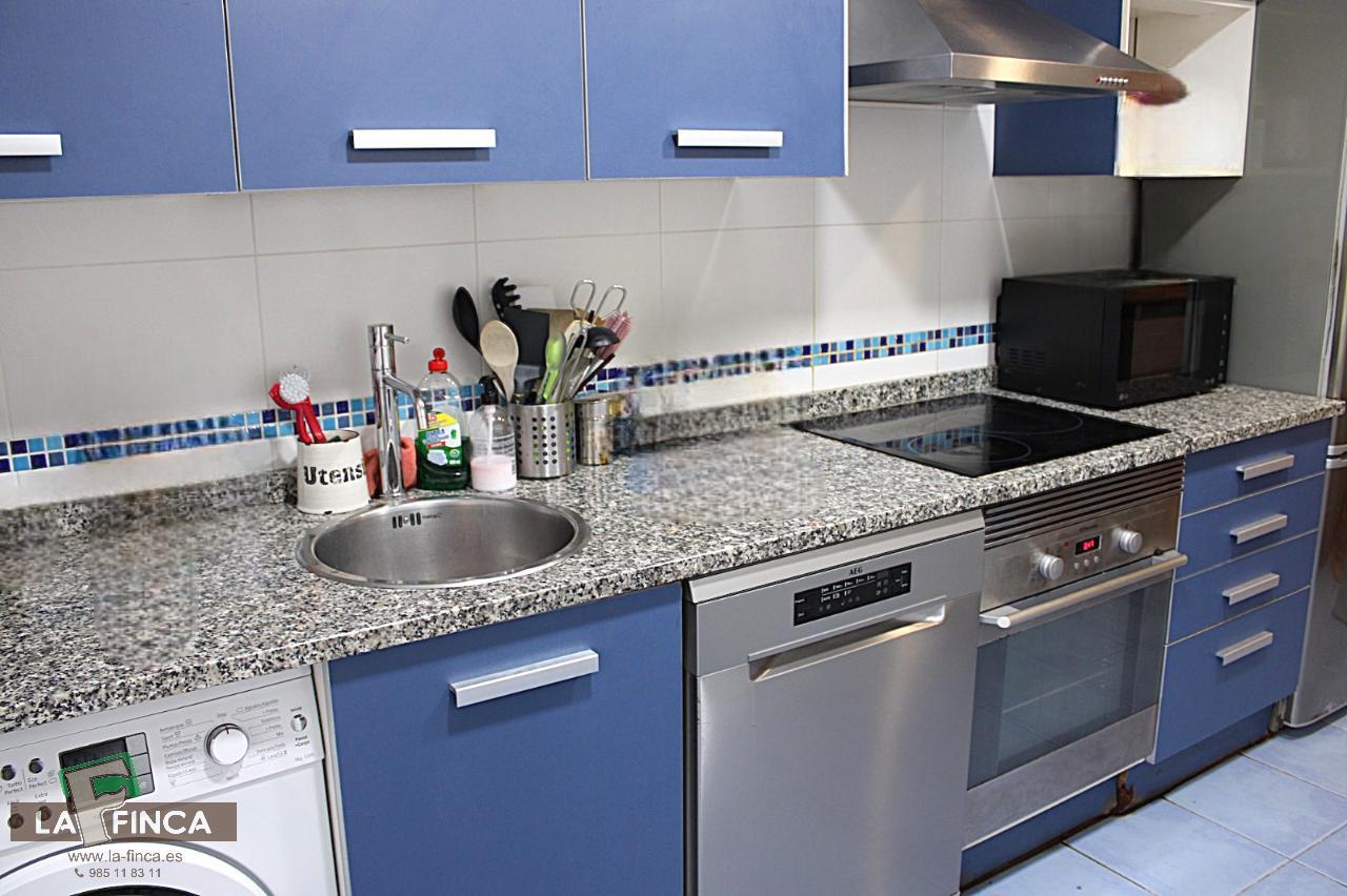 For sale of flat in Oviedo