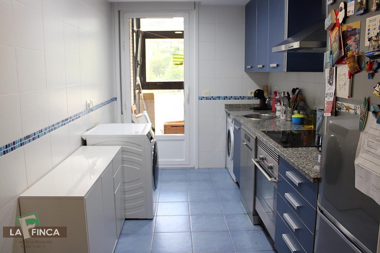 For sale of flat in Oviedo