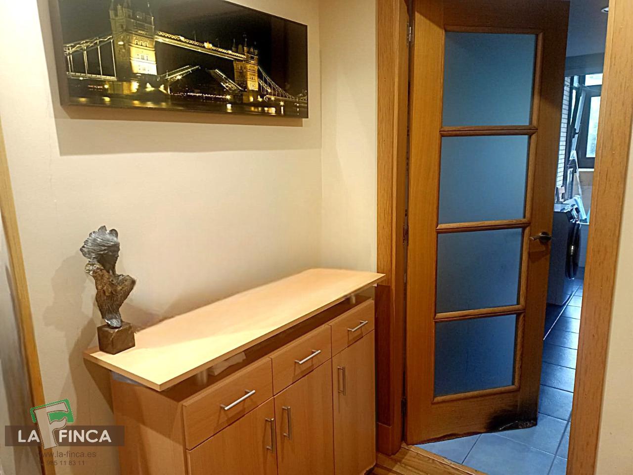 For sale of flat in Oviedo