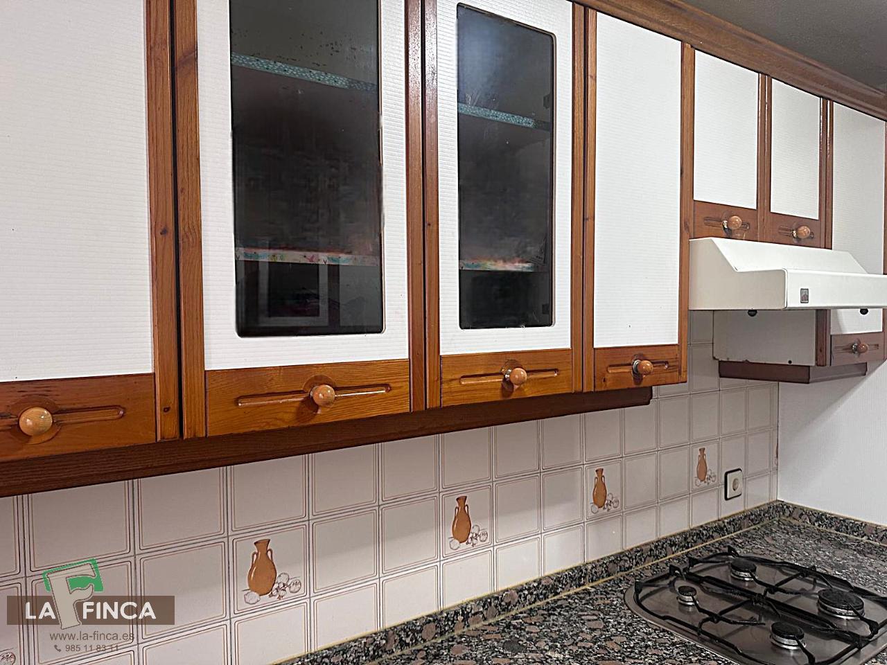 For sale of flat in Oviedo