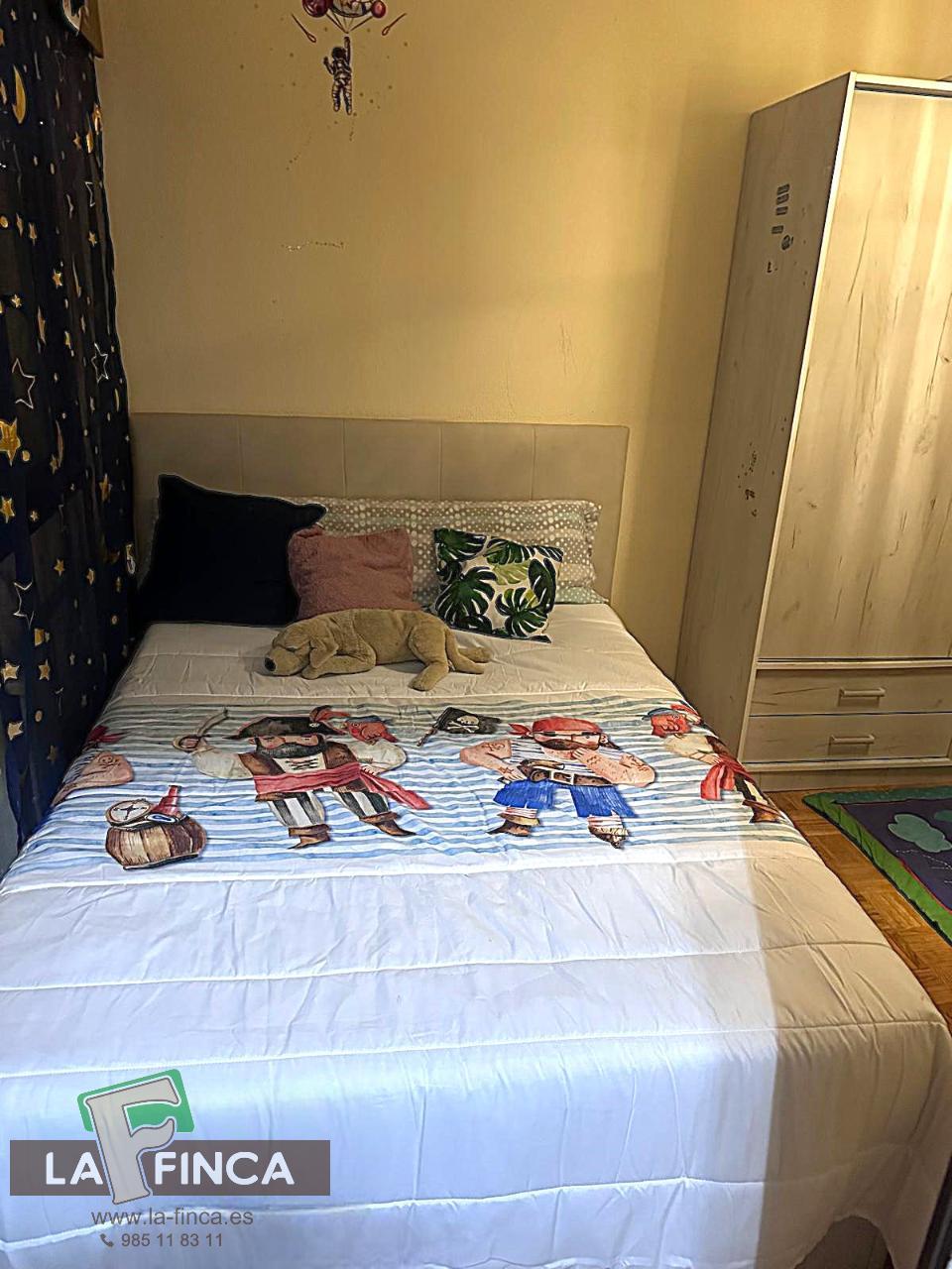 For sale of flat in Oviedo