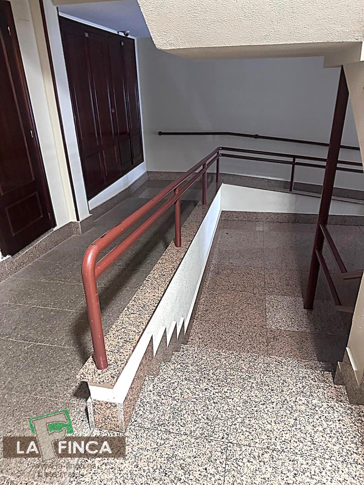 For sale of flat in Oviedo