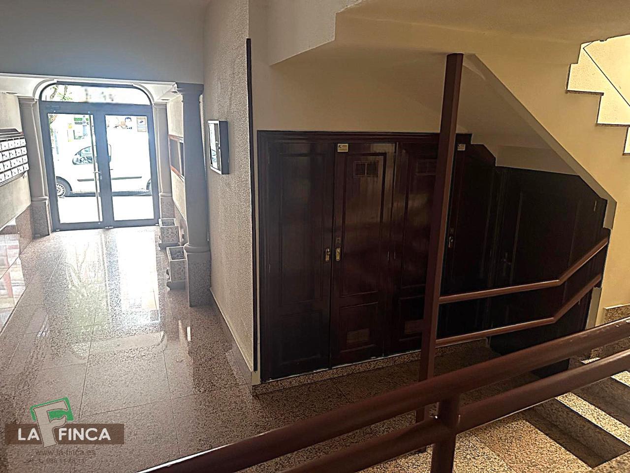 For sale of flat in Oviedo