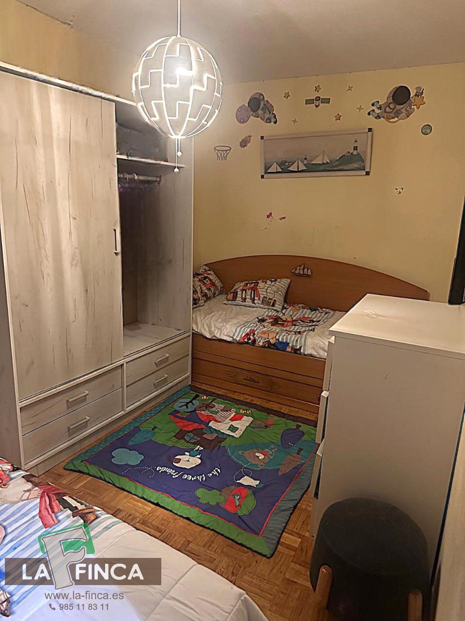 For sale of flat in Oviedo