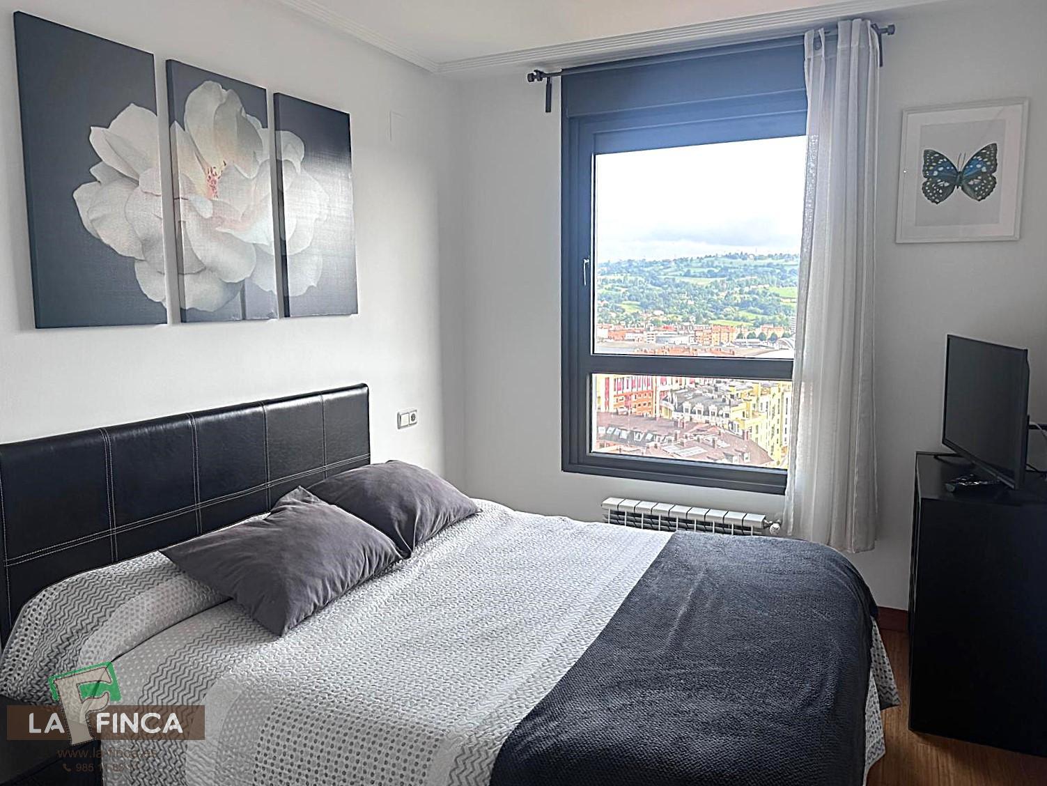 For sale of flat in Oviedo