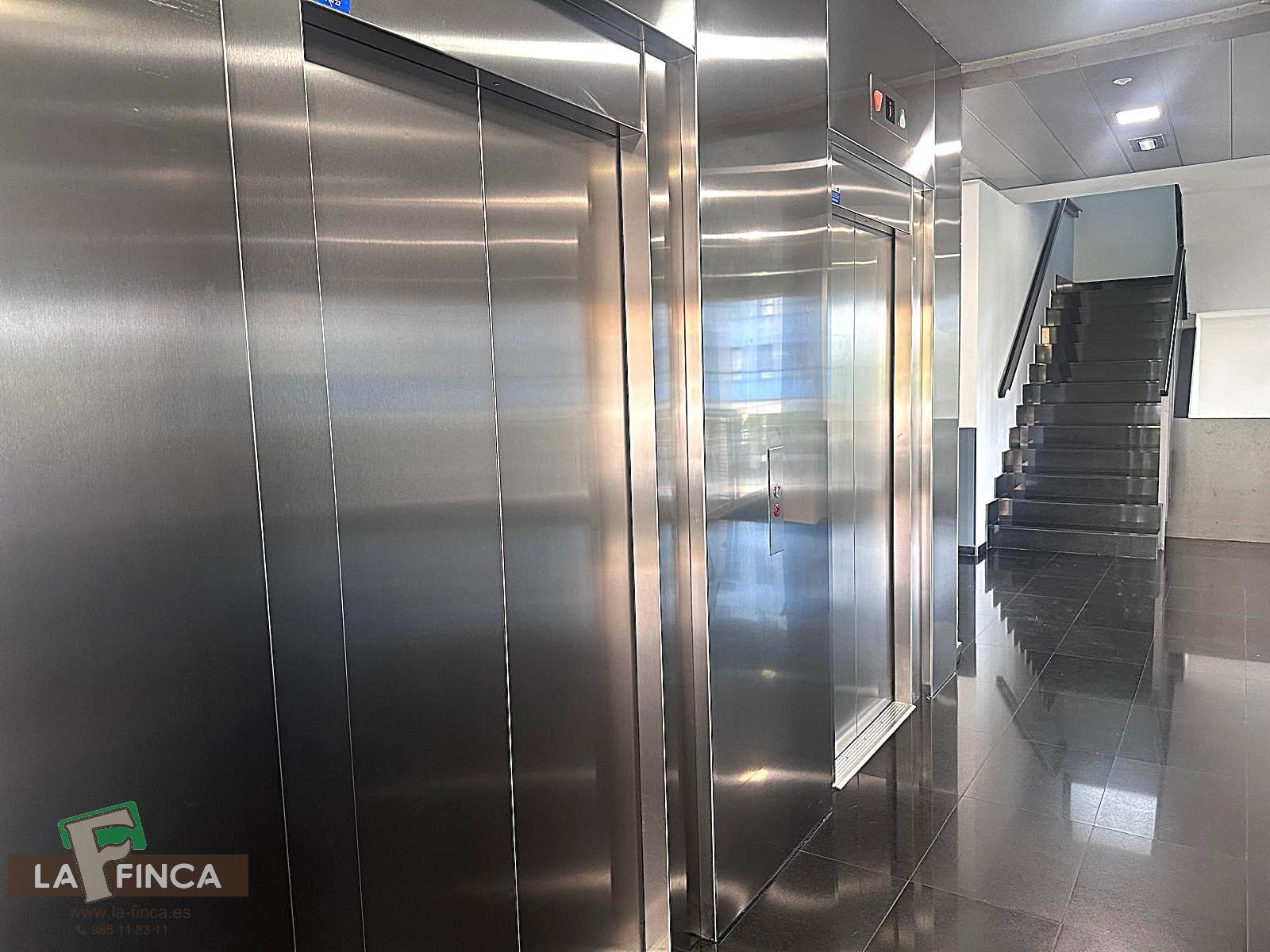 For sale of flat in Oviedo