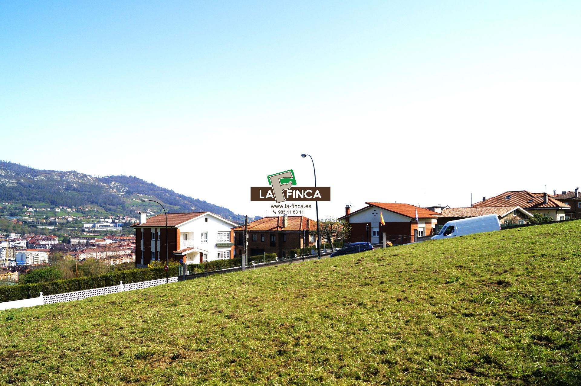 Venta de terreno en Oviedo