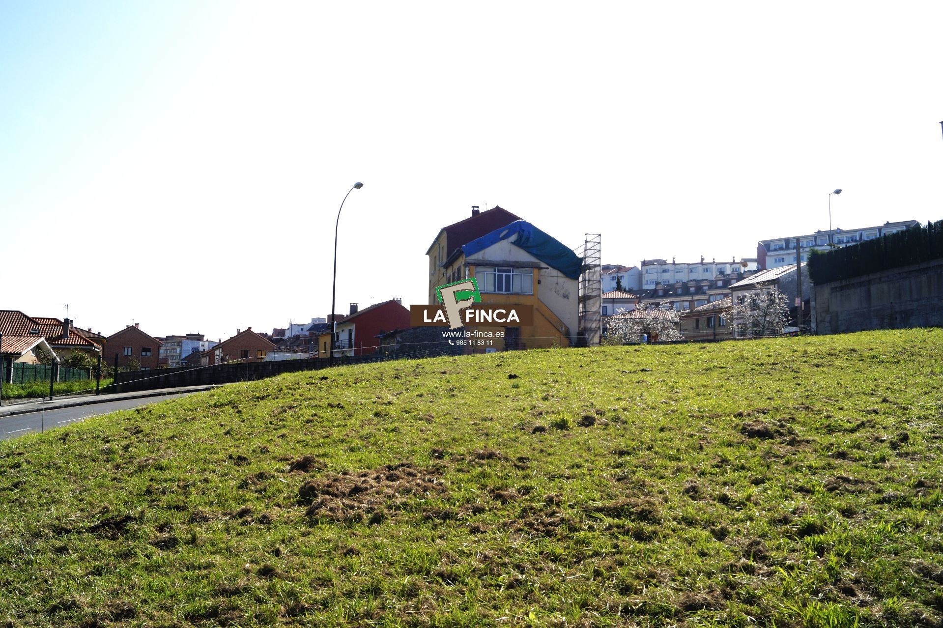 Venta de terreno en Oviedo