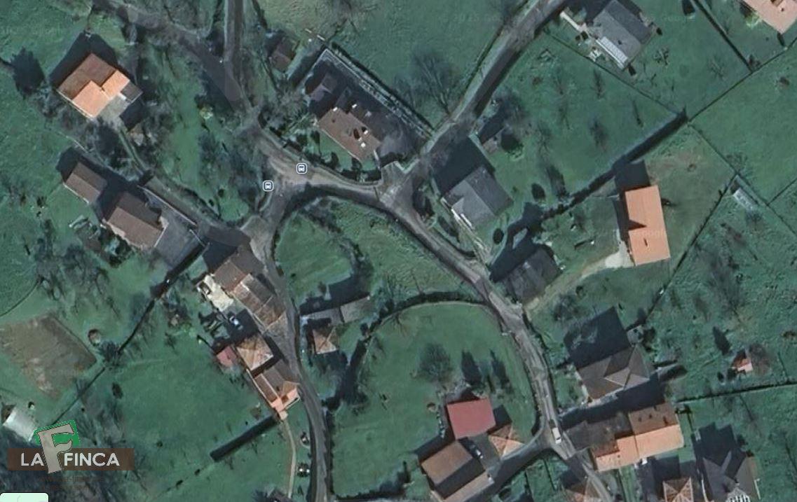 Venta de terreno en Latores