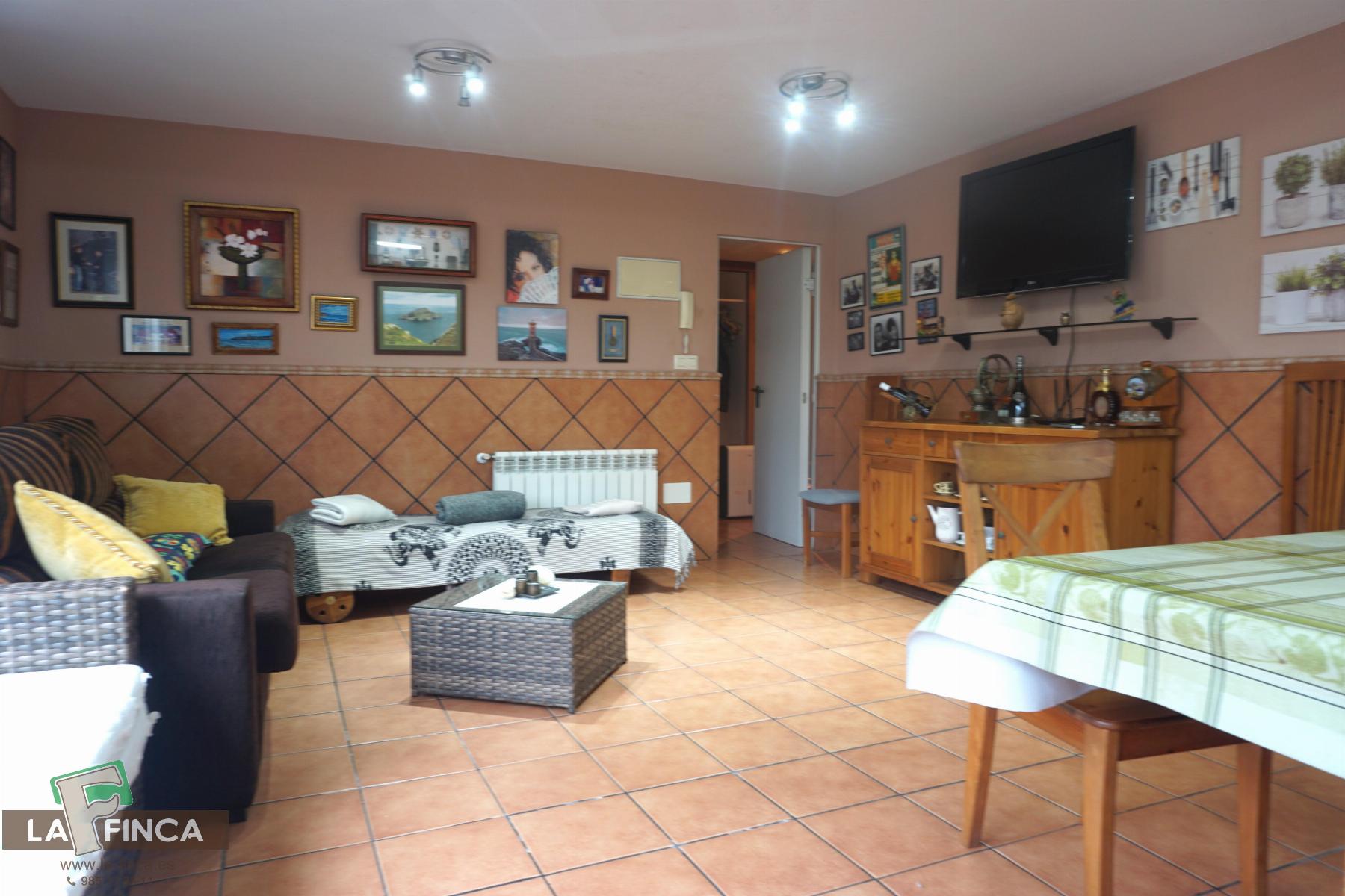 For sale of chalet in Castrillón