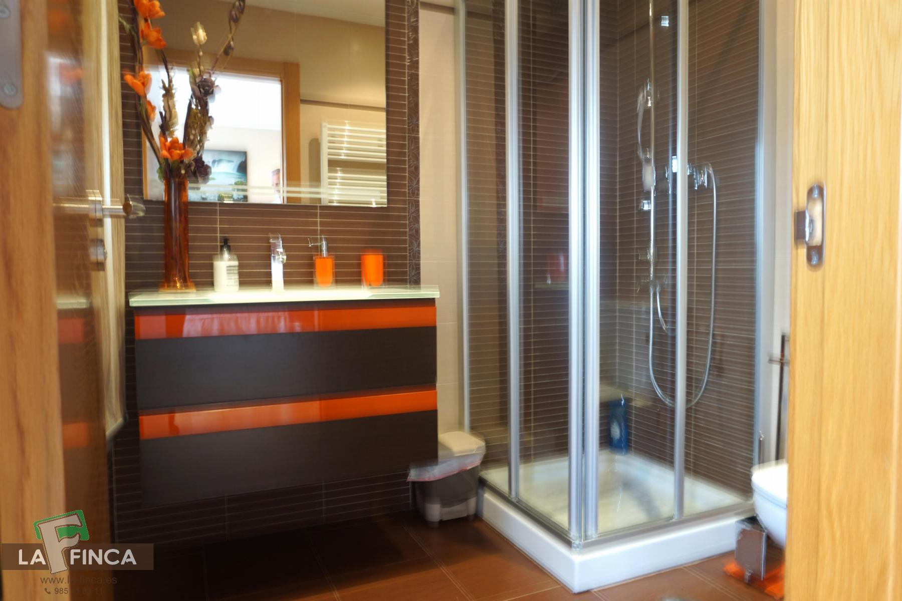 For sale of chalet in Castrillón