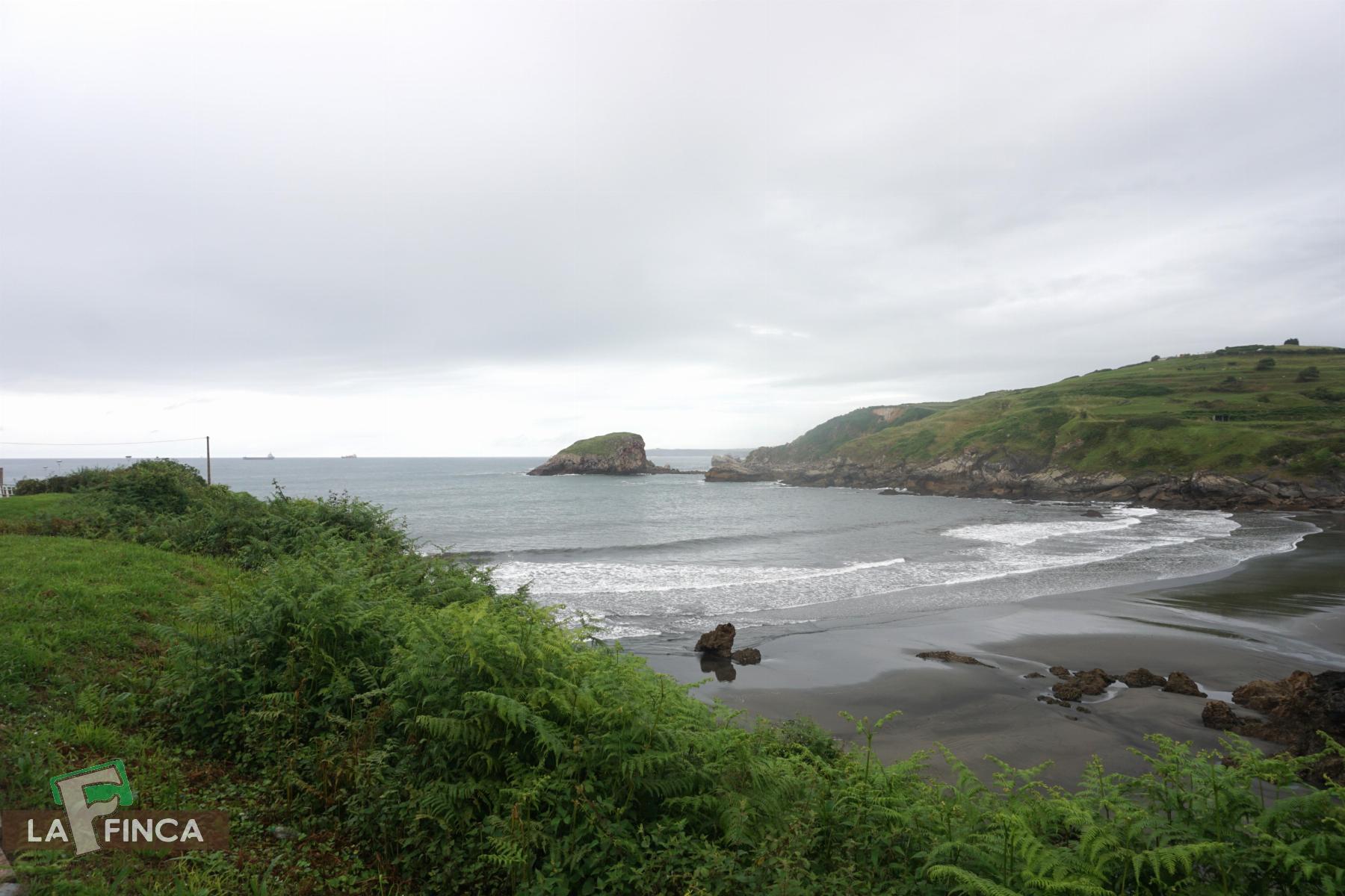 For sale of chalet in Castrillón