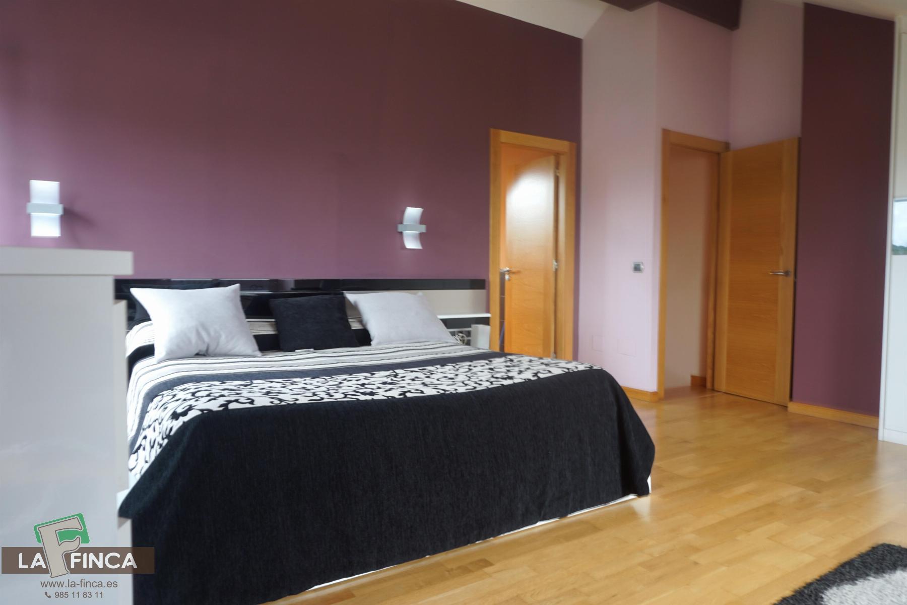 For sale of chalet in Castrillón