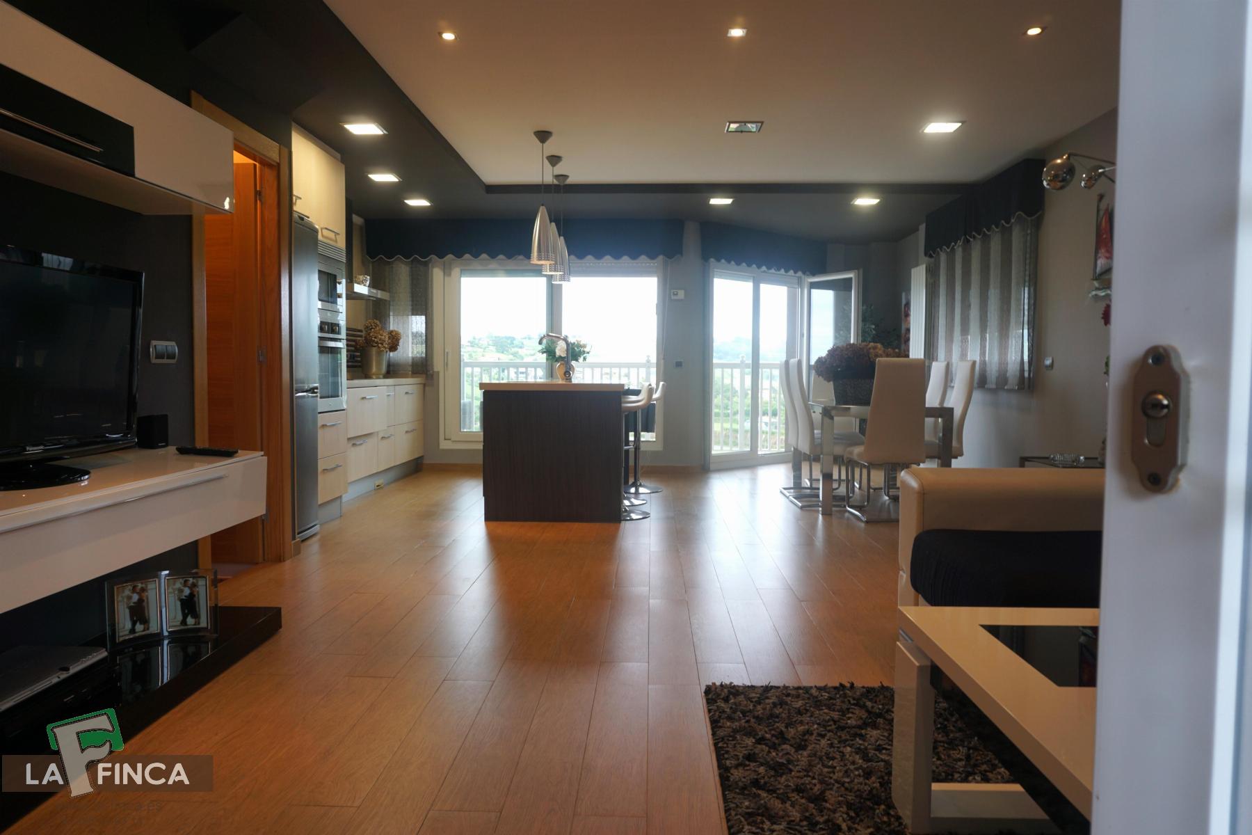 For sale of chalet in Castrillón