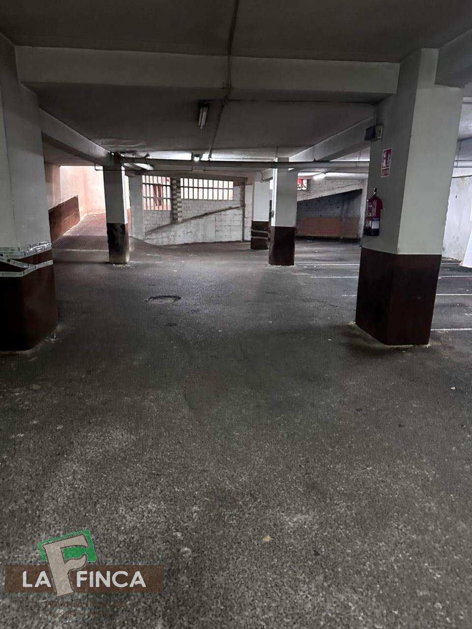 For sale of garage in Oviedo